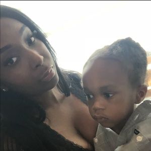 Meet your Posher, Nicole